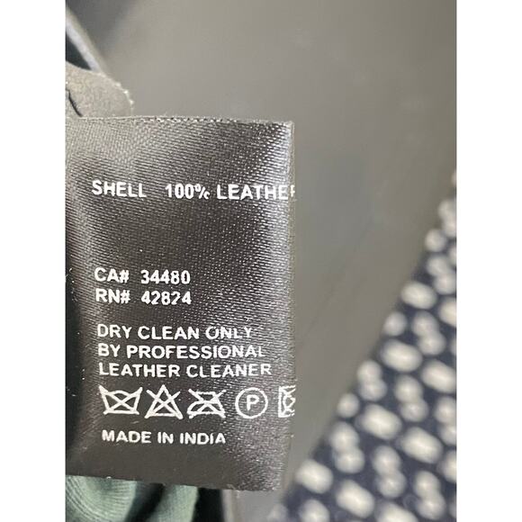 VEDA Size XS/S Black Leather Pull on Mid-Rise Leather Slim Straight Leg Pants - Picture 4 of 8